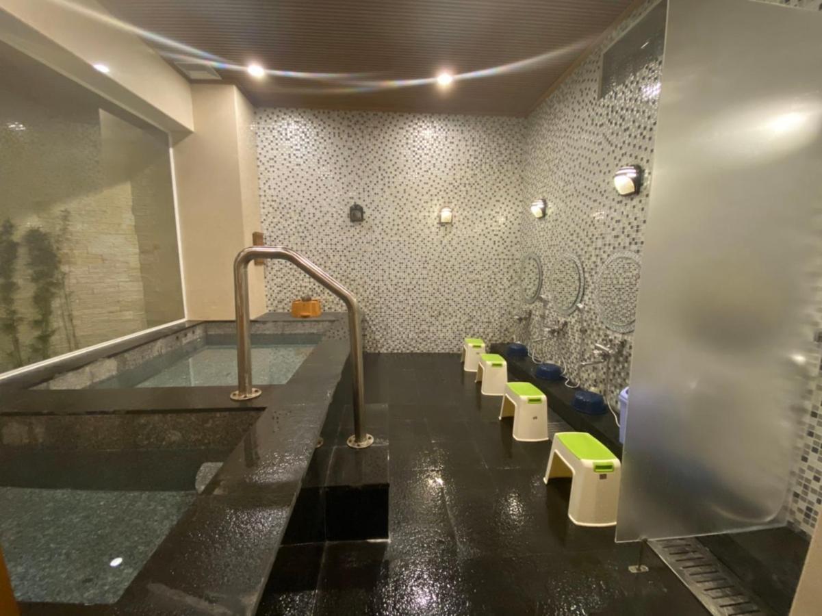 Pham Van Sakura Hotel Thuan An 외부 사진