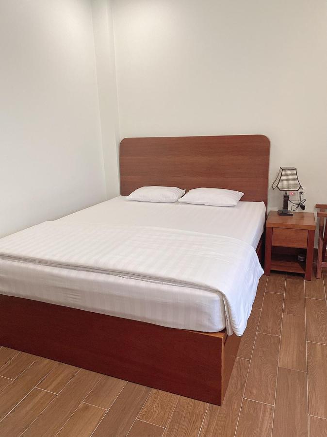Pham Van Sakura Hotel Thuan An 외부 사진